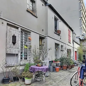 Alliance 3 , Paris Frankreich